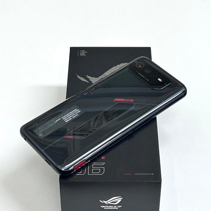 【蒐機王】Asus Rog Phone 6 16G / 512G 電競手機【可用舊3C折抵購買】C8242-6