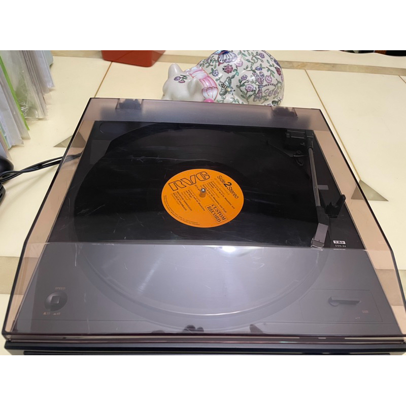 DENON DP-29F 日本天龍全自動黑膠唱盤;內建唱放,附唱針,運作良好Automatic Turntable