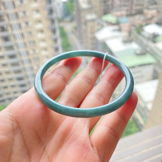🧚‍♀️旺小妞🧚‍♀️天然A貨危地馬拉藍水翡翠叮噹(含證書)→圈口60.3mm寬5.4mm厚5.5mm