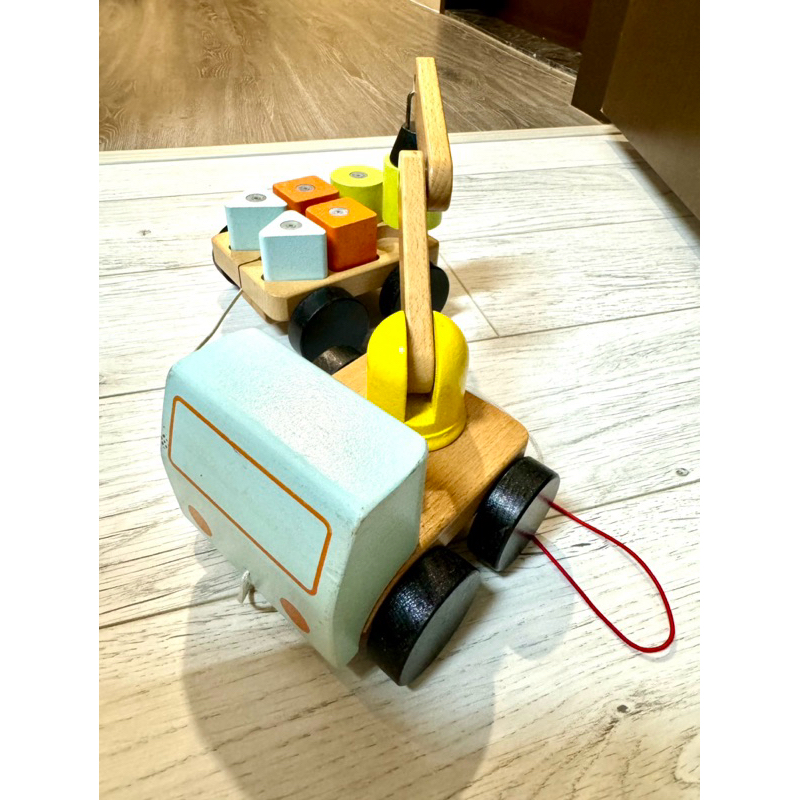 六成新）IKEA MULA木製玩具木頭起重機/櫸木連結積木車/磁鐵吸力吊車托拉車/顏色形狀認知 嬰幼兒baby益智早教