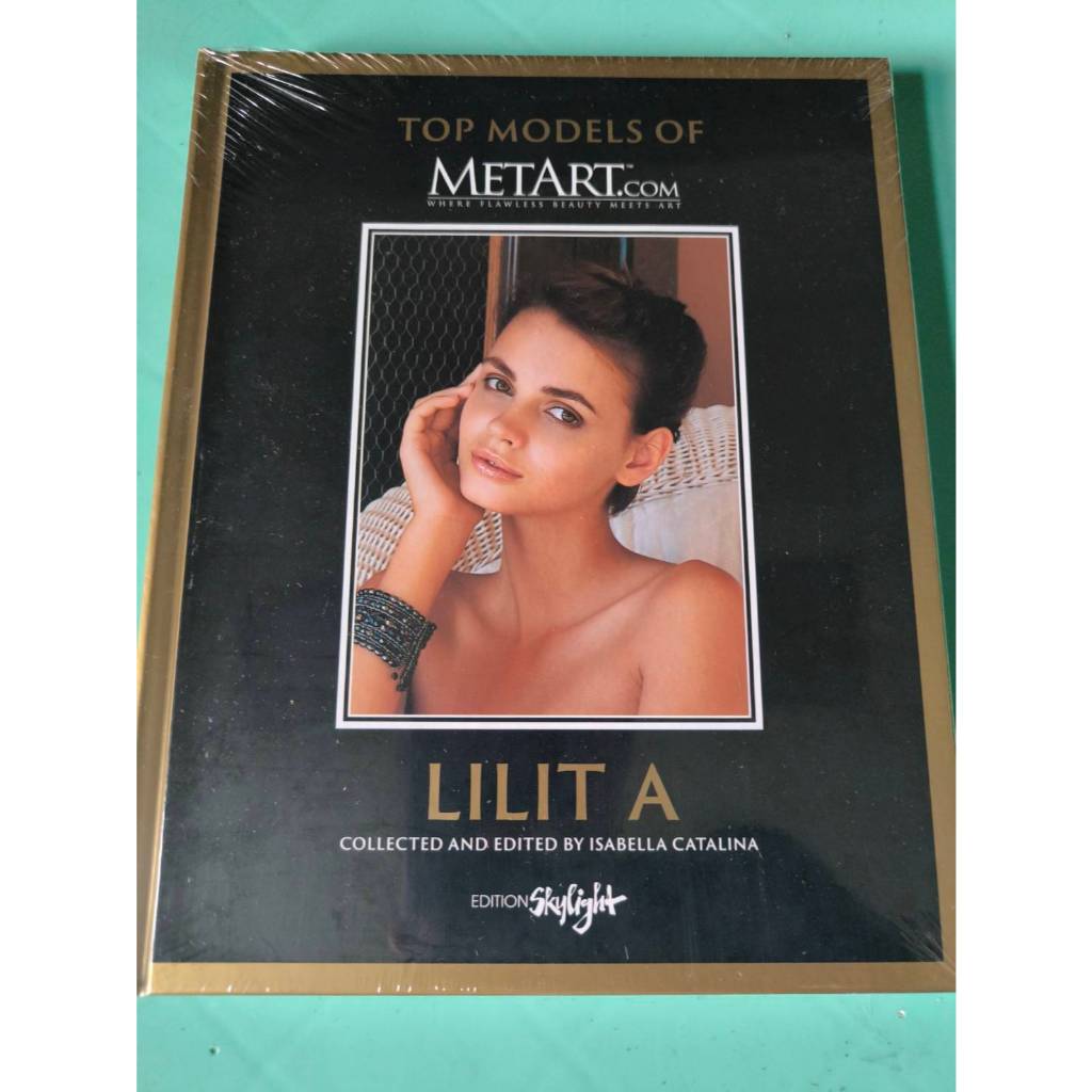 全新未拆封 Lilit A Top Models of MetArt 精裝 寫真集 寫真 厚厚一本 . com