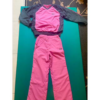 二手女童150cm FILA 運動休閒服飾整套 含長袖上衣+長褲 桃紅+灰色搭配 運動布料吸濕排汗 品質佳