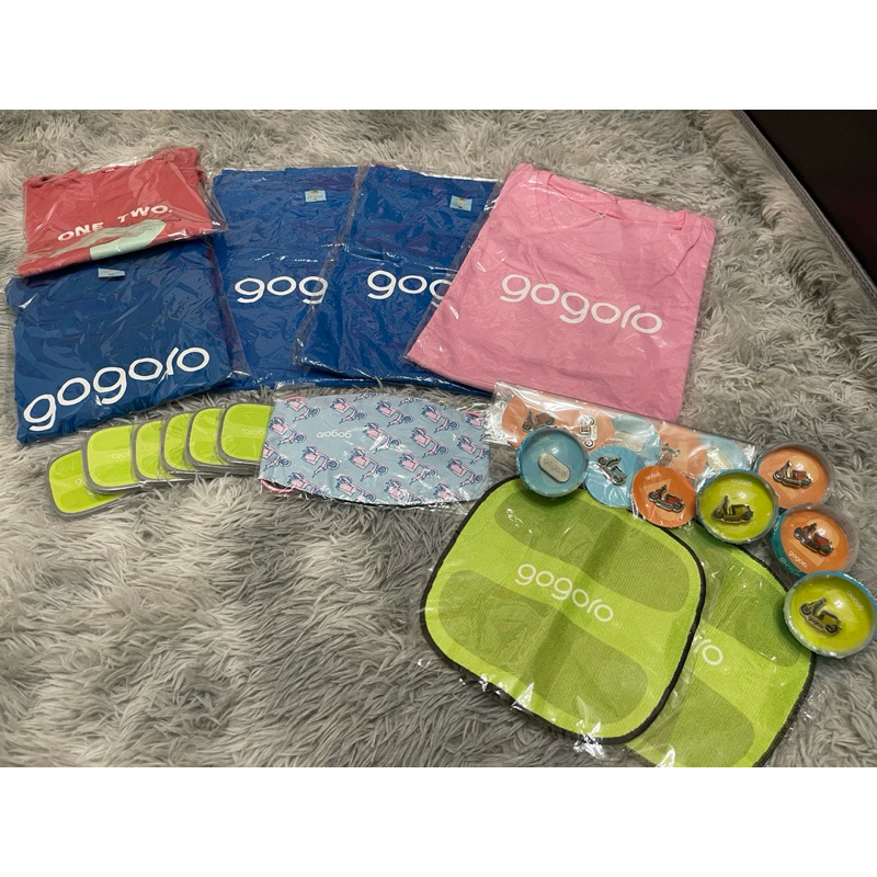 gogoro 系列商品（衣服、口罩、電池便利貼、手帕、別針、雨衣）