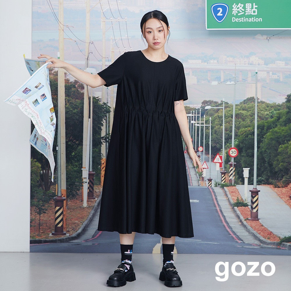 【gozo】顯瘦抓褶針織收腰洋裝(黑色/米色_F) | 女裝 顯瘦 百搭