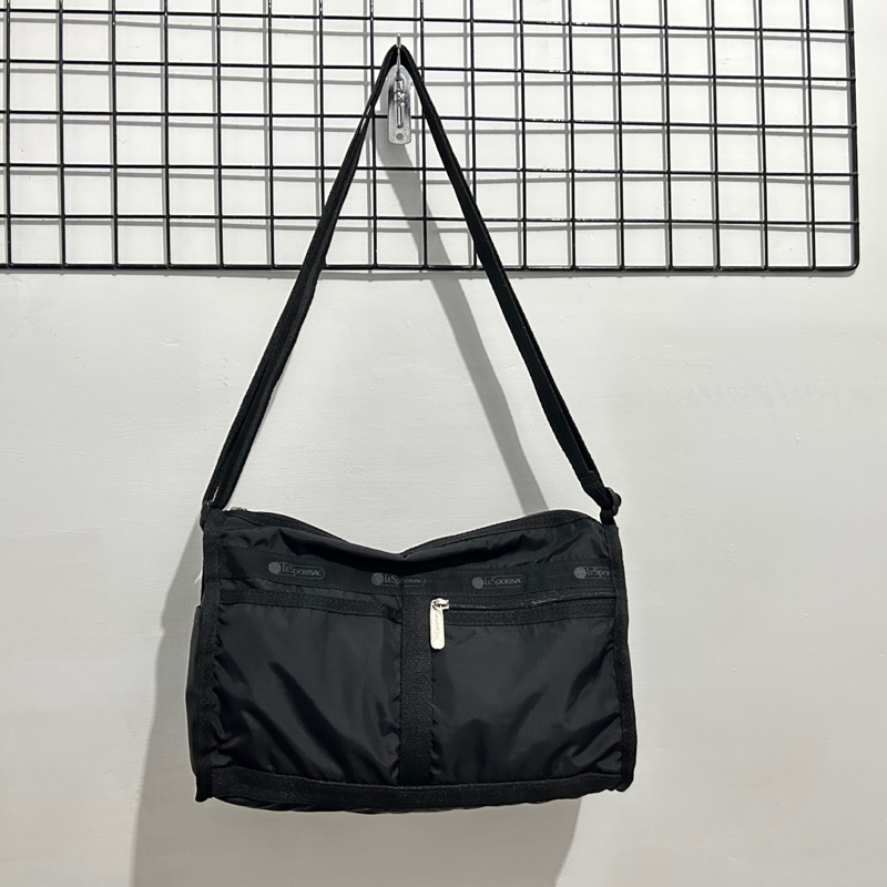 lesportsac 7519 5982 純黑色素面斜背包側背包肩背包