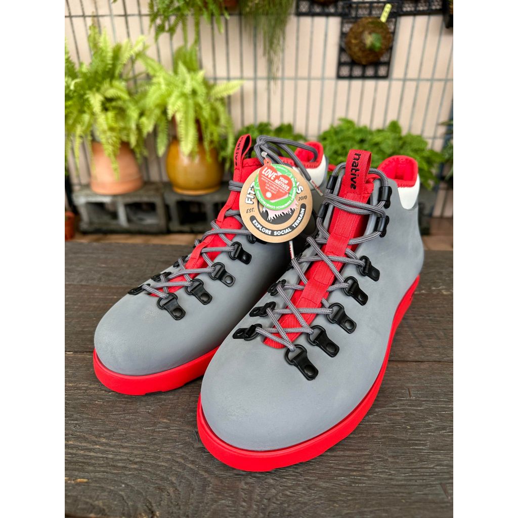 📢【全新 US11 現貨商品】Native Fitzsimmons 紅灰配色 超輕防滑 防水 工裝鞋可樂鞋 登山靴