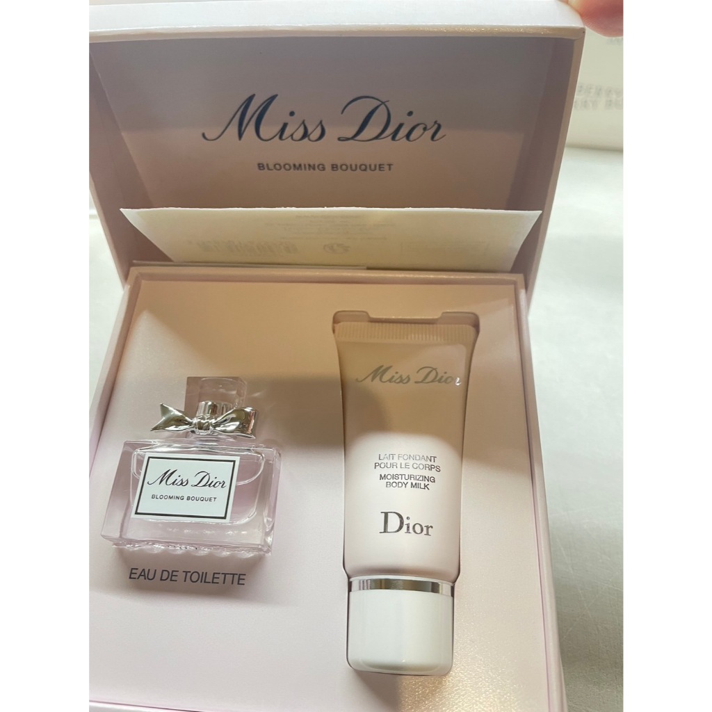 Miss Dior 花漾迪奧香氛禮盒 迪奧Miss Dior花漾淡香水5ml+芬芳身體乳20ml