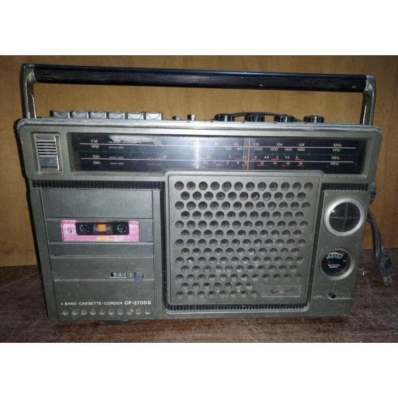 古董早期卡夾式收音機功能正常可聽高31長40寬11公分