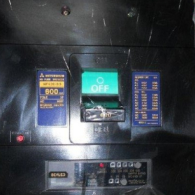 日本三菱MITSUBISHI NF600-SS 500A 600A  NF800-SS  700A 800A 無熔絲開關
