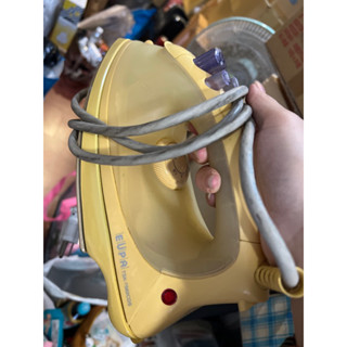《出清》EUPA 蒸氣電熨斗 燦坤電器 電動蒸汽電熨斗 蒸汽熨斗 電熨斗 熨斗