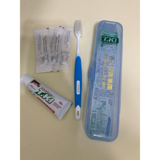 旅遊好物*T.KI 鐵齒蜂膠牙膏旅行組（內含一隻短毛牙刷、20g蜂膠牙膏、3隻牙線棒）邦泰股東會紀念品
