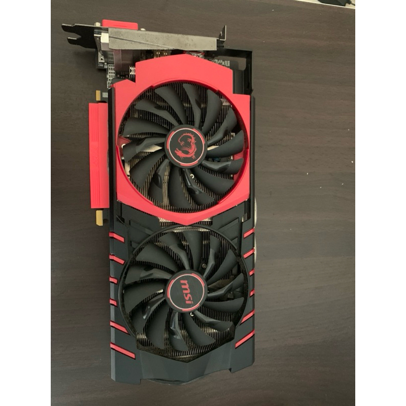 MSI電競紅龍顯示卡R9 380 4G DDR5外觀漂亮