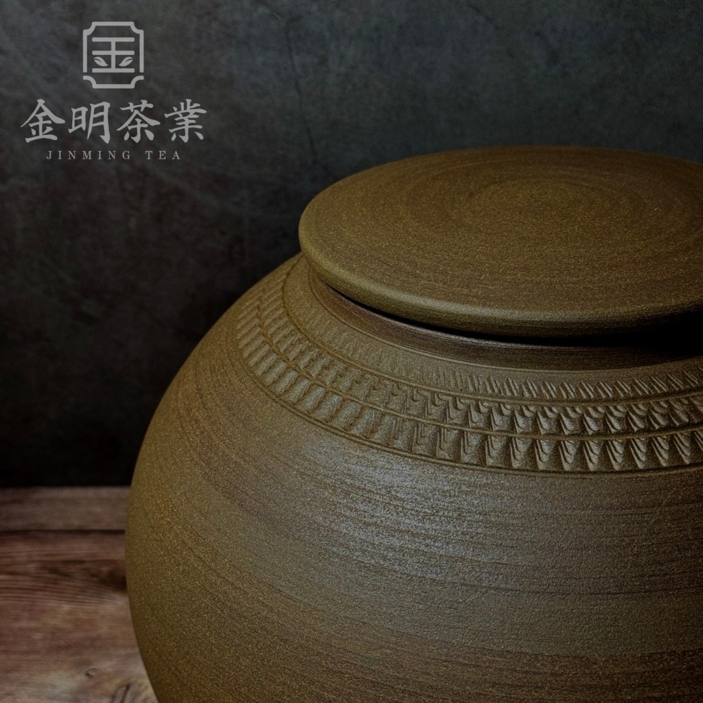【金明茶業】6-30斤台灣手工陶製拉坏落款茶甕、 普洱茶 陳年老茶 茶倉、茶甕、老茶甕、紅茶甕、普洱甕、咖啡