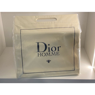 【Dior】2024幸運吊飾手環、托特包、牛仔美妝包、附緞帶空盒