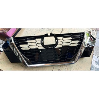 (小N) NISSAN 原廠件 SENTRA B18 水箱護罩 前保 通風網 前護罩 面板 水柵 前保桿 前保通風網