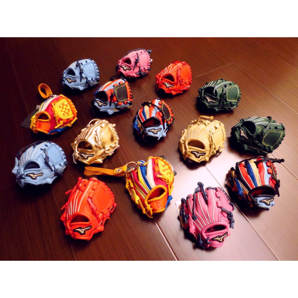 {圓圓小舖}全新日本帶回美津濃 MIZUNO 袖珍迷你小手套吊飾 真皮牛皮製作 火鳥標 鑰匙圈 TRION