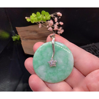 我想，在你（妳）所愛的世界裡閃閃發光🍀緬甸翡翠A貨大平安扣項鍊