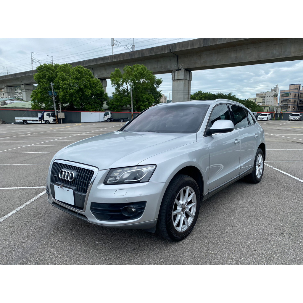 2012年式 Audi Q5 2.0 TFSI quattro 實價刊登:29.8萬 中古車 二手車 代步車 轎車 休旅