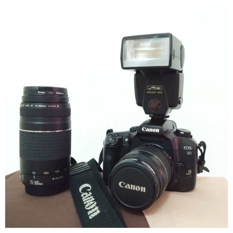 〖二手底片相機〗2001年 Canon EOS30  單眼底片相機 自動手動對焦 （含鏡頭）整組賣