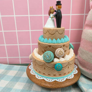 💗正版現貨💗三層結婚蛋糕 音樂盒 禮物 質感 精緻音樂盒 結婚禮物 木製音樂盒 結婚蛋糕 結婚 新婚 賀禮 送禮