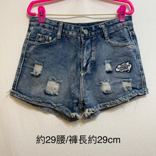 二手衣拍賣-（近全新）女性牛仔短褲、破褲