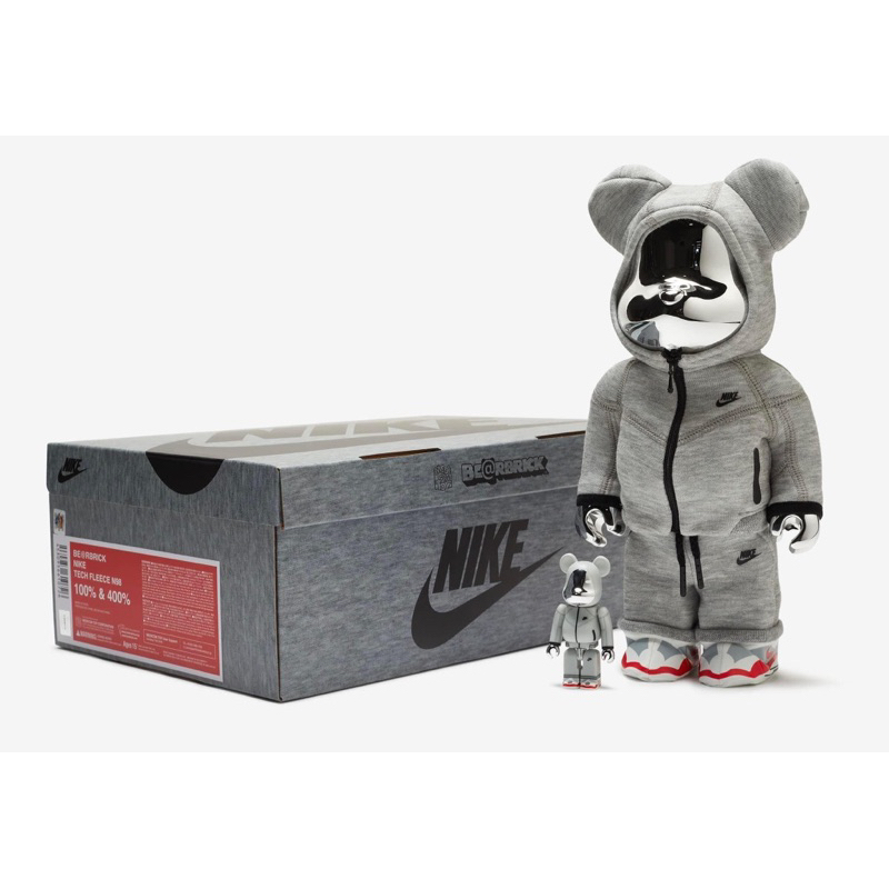 Nike Tech Fleece N98 x MEDICOM TOY BE@RBRICK 100％ &amp; 400%