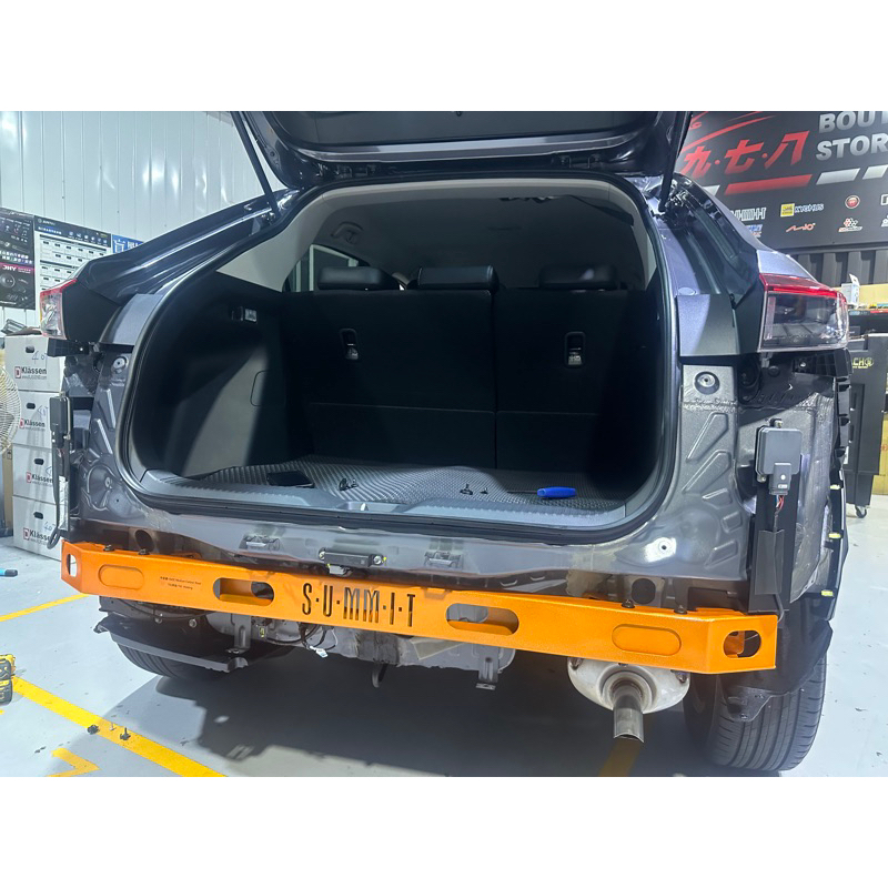 九七八汽車精品 本田 HONDA 新 HRV 三代 專用 SUMMIT 後保桿強化內鐵 內鐵 專用 直上！
