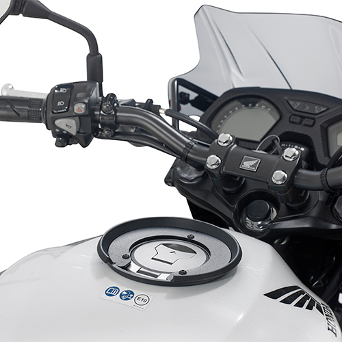 [ Moto Dream 重機部品 ] GIVI BF30 快拆油箱包固定座 HONDA CB750 HORNET