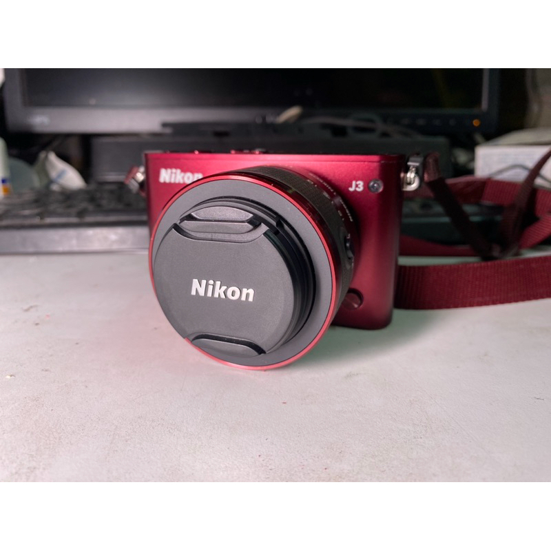 二手 Nikon 1 J3 可換式鏡頭無反相機 零件機(開機就會自動斷電，不能使用)