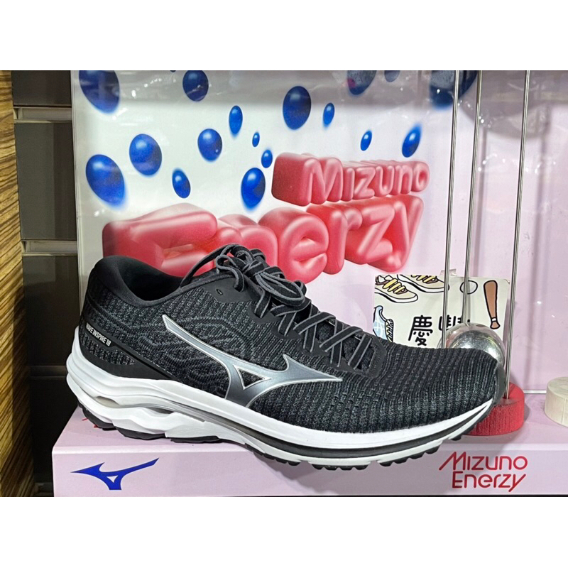 大灌體育👟 MIZUNO WAVE INSPIRE18 WAVEKNIT男慢跑鞋-美津濃 J1GC221304 黑灰