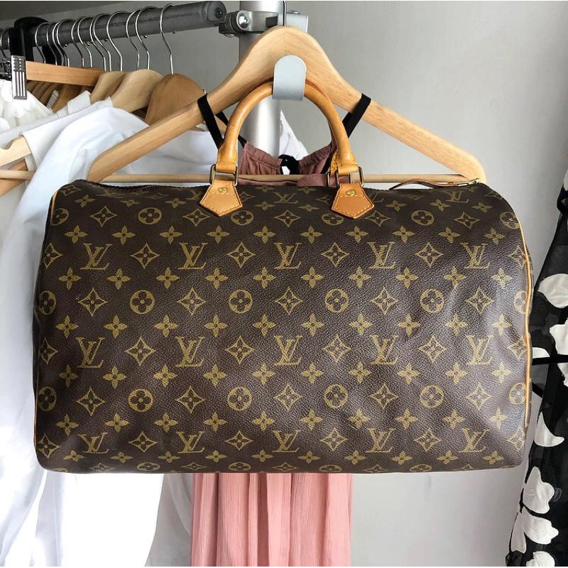 Louis vuitton best sale monogram speedy 40