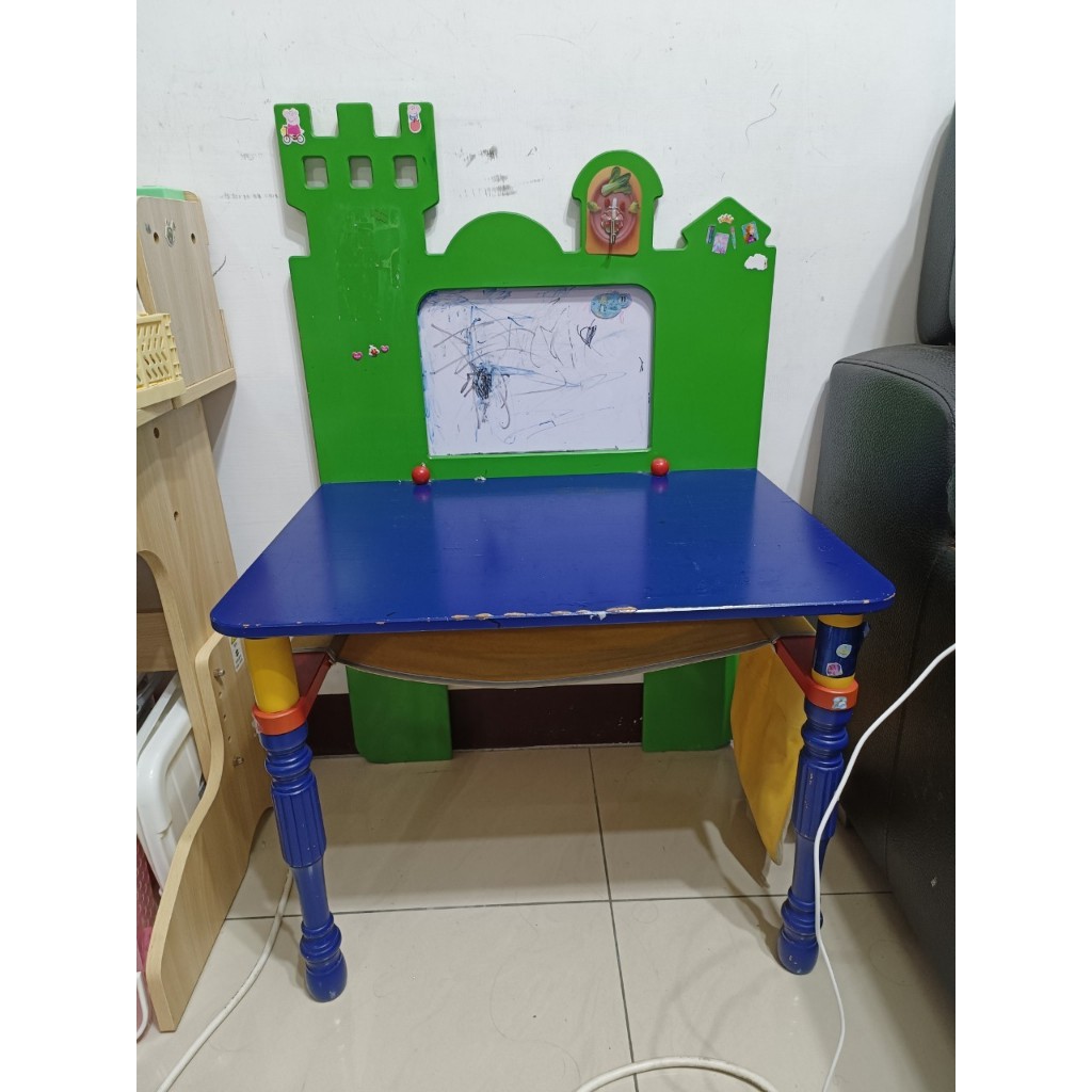 【銓芳家具】城堡造型兒童書桌-60*44*90cm 木質兒童書桌 畫板學習書桌 寶寶學習桌 幼兒書桌 成長桌 游戲桌