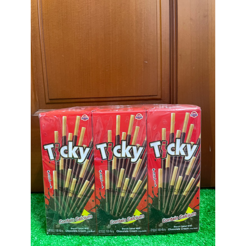 【買買鴨】Ticky 巧克力棒餅 草莓棒餅 牛奶巧克力棒餅 18g 現貨 餅乾 草莓 pocky 零食 點心 甜點 零嘴