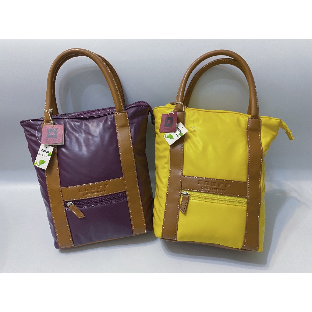 原價1500起 全新出清150 日本高爾夫球品牌 ONOFF 手拿包 肩背包 包包 手提袋 方便 收納 黃色 紫色 香蕉