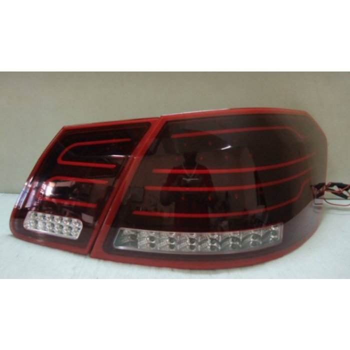 巨城汽車精品 HID BENZ W212 09 10 11 12 改13年 LCI 光導管 光柱 LED 尾燈