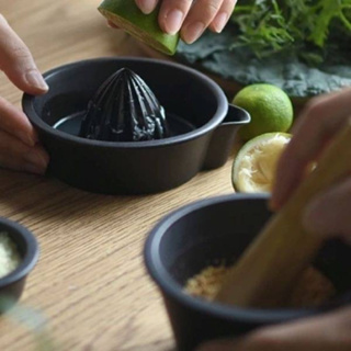 現貨 實拍日本製 KINTO TAKU 陶瓷檸檬榨汁器黑色 僅此一個 操作輕鬆 外觀簡潔大方 實用性和美學兼顧