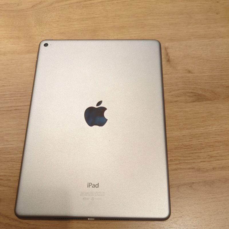 ipad air2 128g 95成新