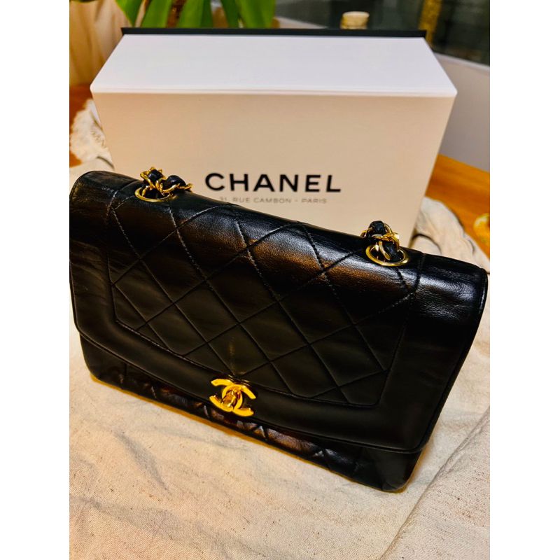 Chanel Vintage黛妃包 購自巴黎