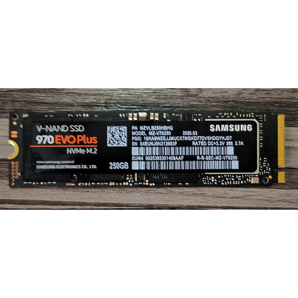 三星970 EVO Plus 250GB NVMe SSD 固態硬碟(256G/256GB/250G參考)