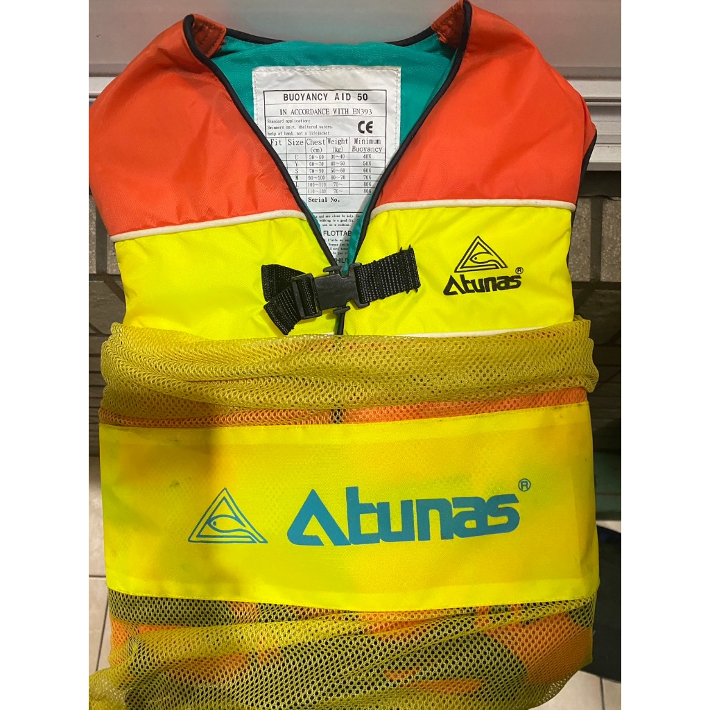 【二手商品】ATUNAS歐都納「兒童救生衣」Y碼45±5公斤