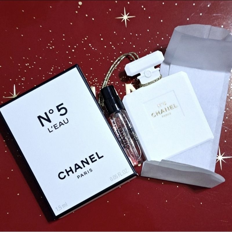 CHANEL香奈兒香氛瓶聖誕吊飾 + N5清新晨露淡香水🍑1.5ml🍑LEAU針管香水 香水瓶造型鑰匙圈 隨身小香氛