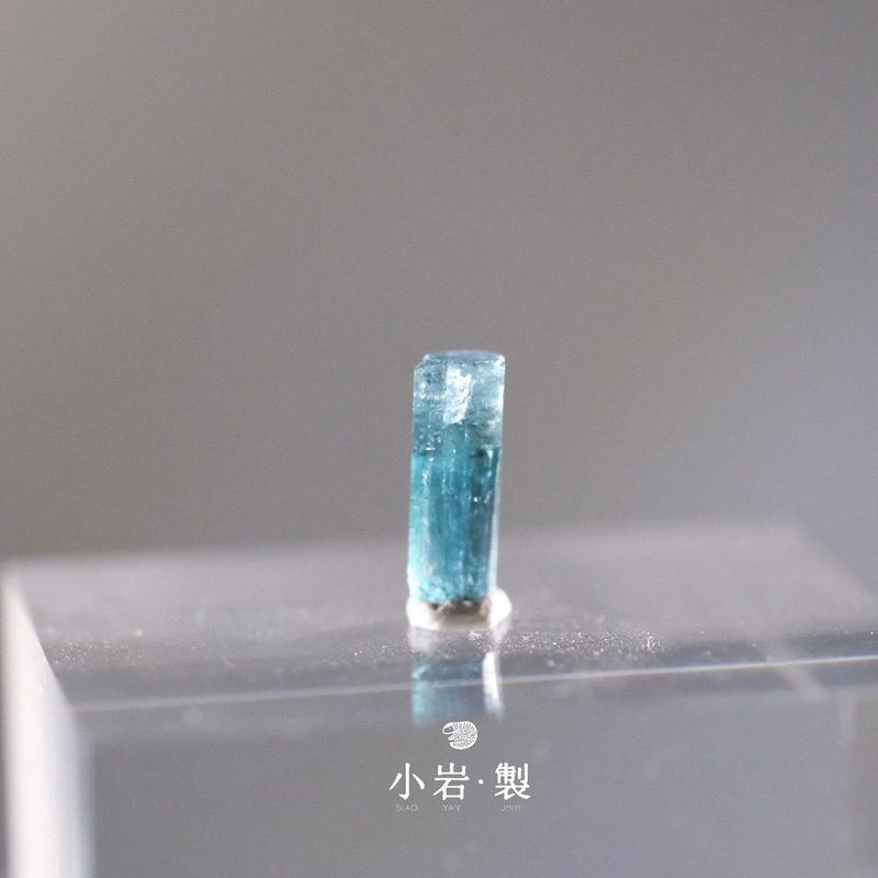 阿富汗霓虹藍電氣石（Neon Blue)藍碧璽－天然電氣石原礦－透度佳顏色美(NB004)