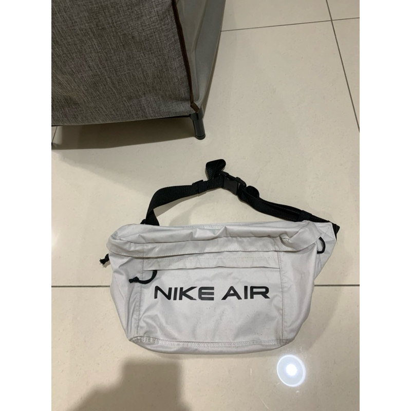 (二手）Nike air 白色側背包 斜背包