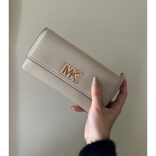 《Michael Kors》鏤空logo 長夾 信封夾 手拿包