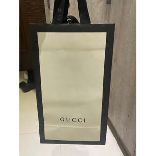 Gucci紙袋提袋專櫃正品 皮夾短夾 專櫃 很新 禮品袋