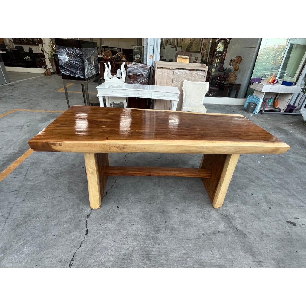 牛樟木木桌 實木桌 會議桌 辦公桌 展示桌 主管桌 氣派
