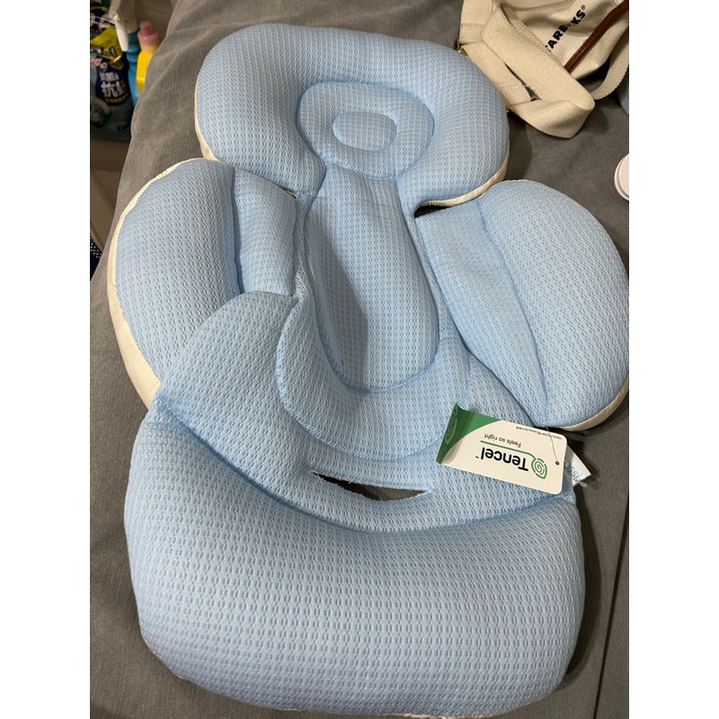 （已售）air cossi 超透氣抗菌天絲坐墊_嬰兒推車枕頭9成新(新生兒全身包覆款0-4m 藍色)