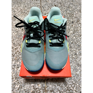 ［近全新］ 女生籃球鞋 女籃球鞋Nike 24.5