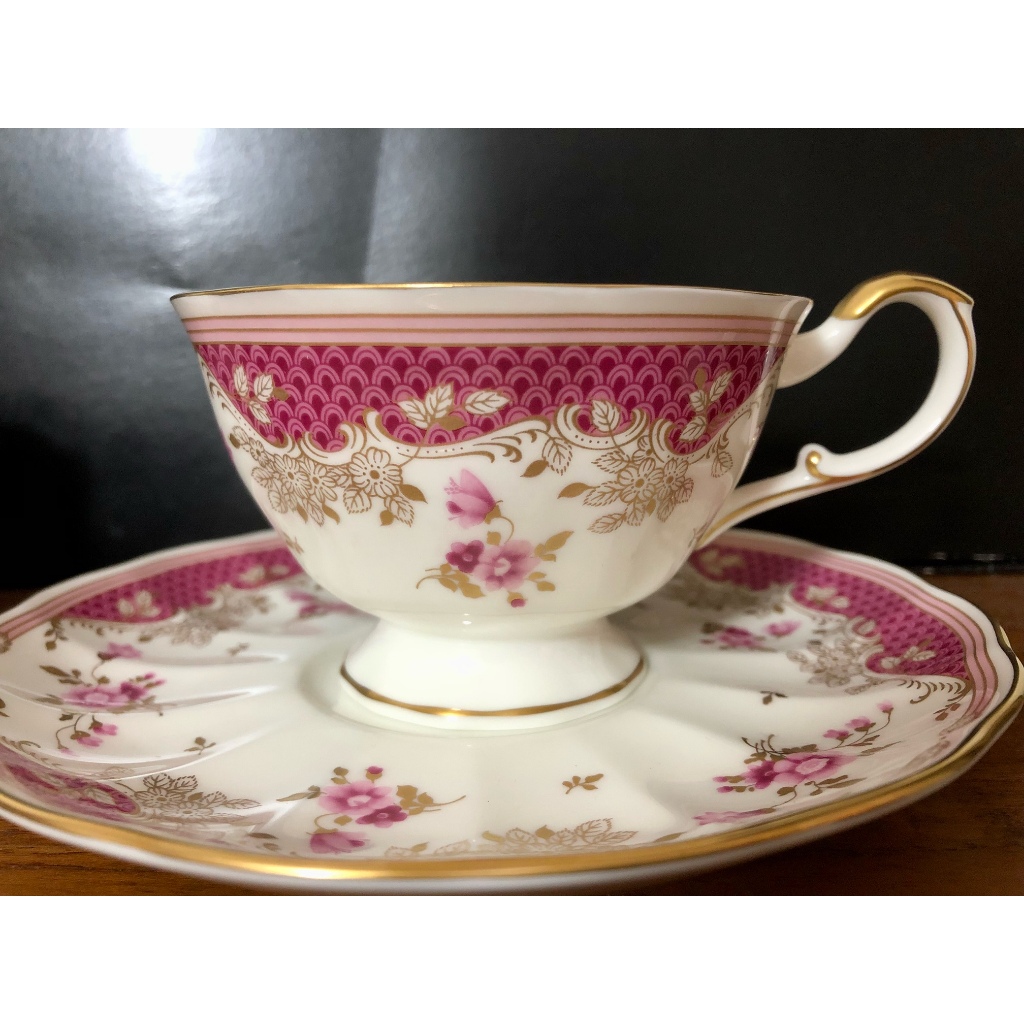 典雅桃紅花卉 🌺🌺 Milano 日本製 名瓷 鳴海 Narumi  骨瓷 茶壺 紅茶杯 茶杯 咖啡杯 杯 盤 1杯1盤