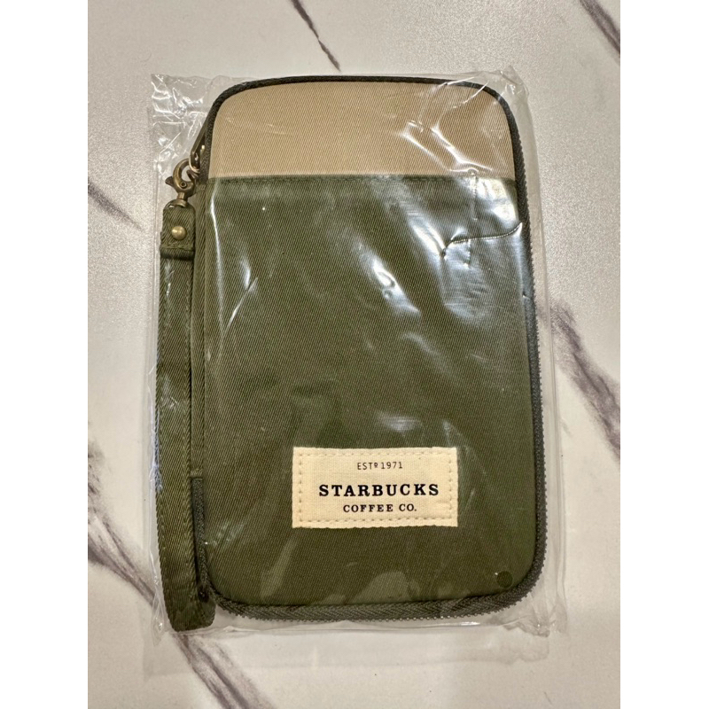 Starbucks星巴克~ 多功能隨行收納包(萬用包)軍綠色(全新)